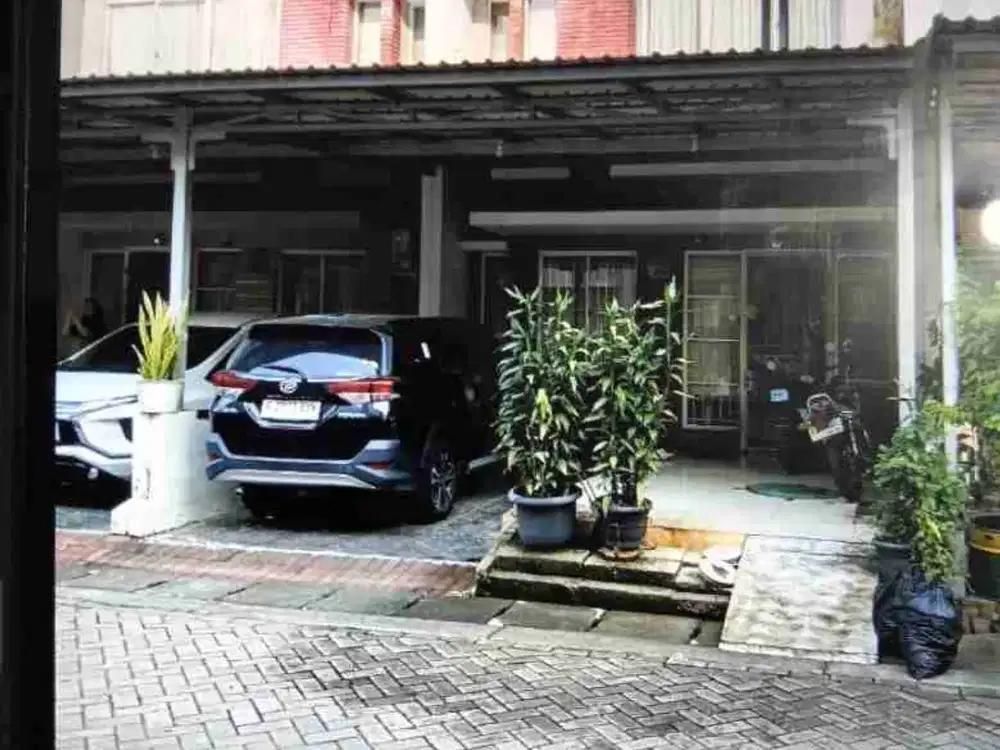 D jual rumah golf lake