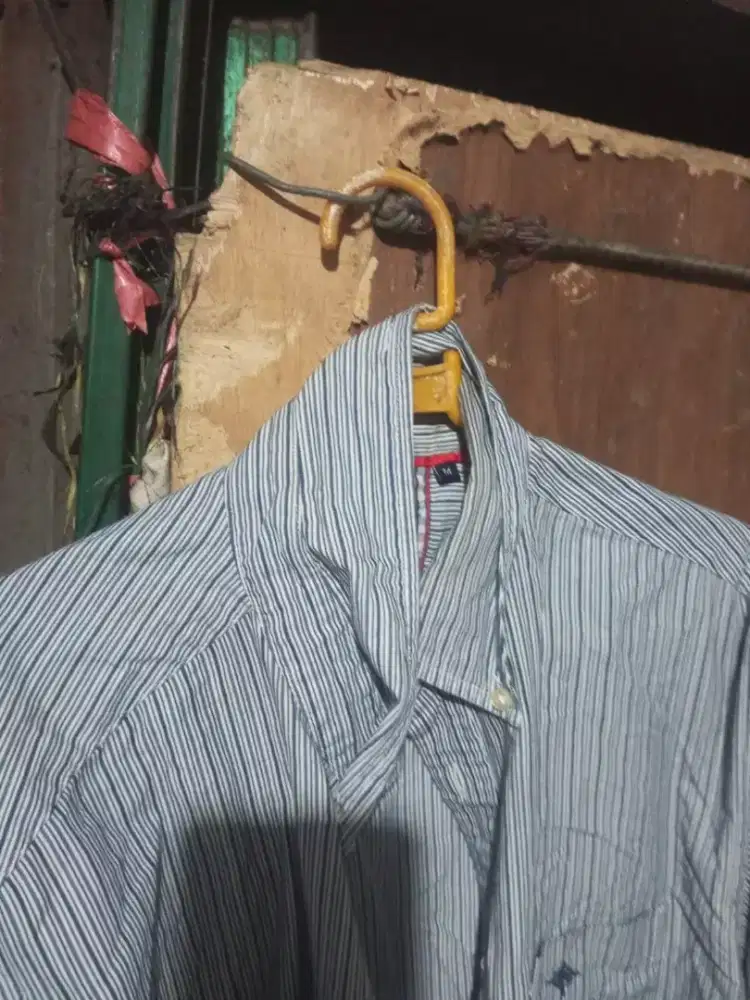 Baju kemeja panjang M