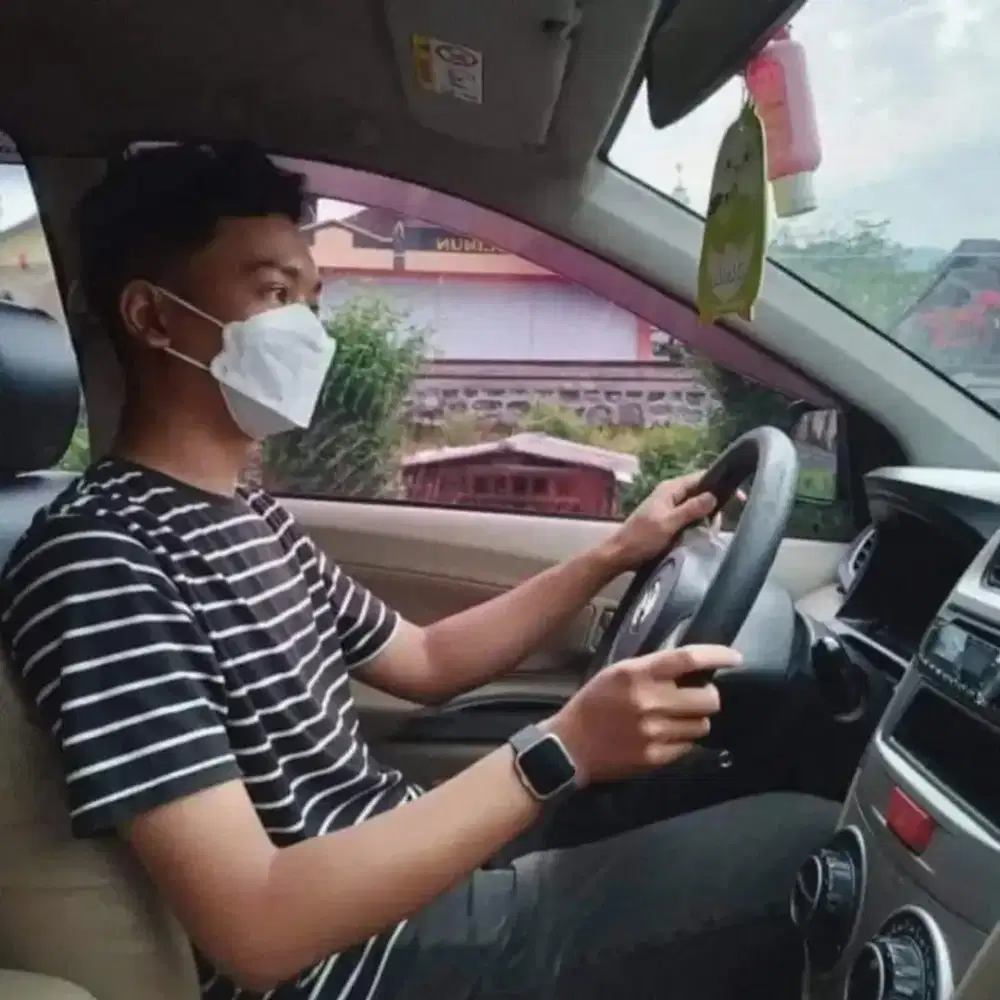 Kursus mengemudi mobil