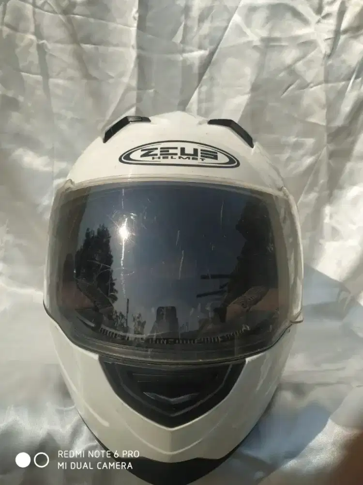 Helm Zeus zs-811