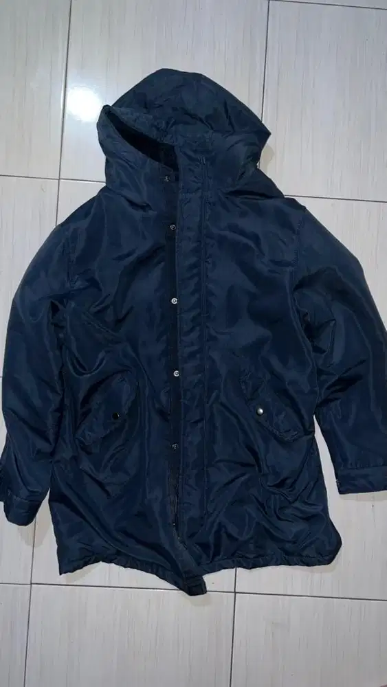 JAKET MUSIM DINGIN
