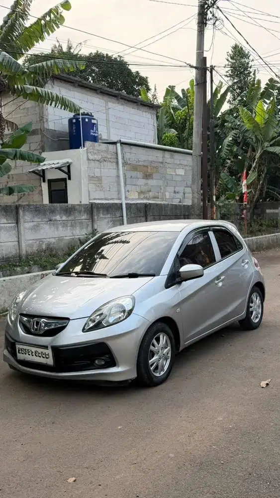 Honda Brio E CBU THAILAND Silver Tahun 2012