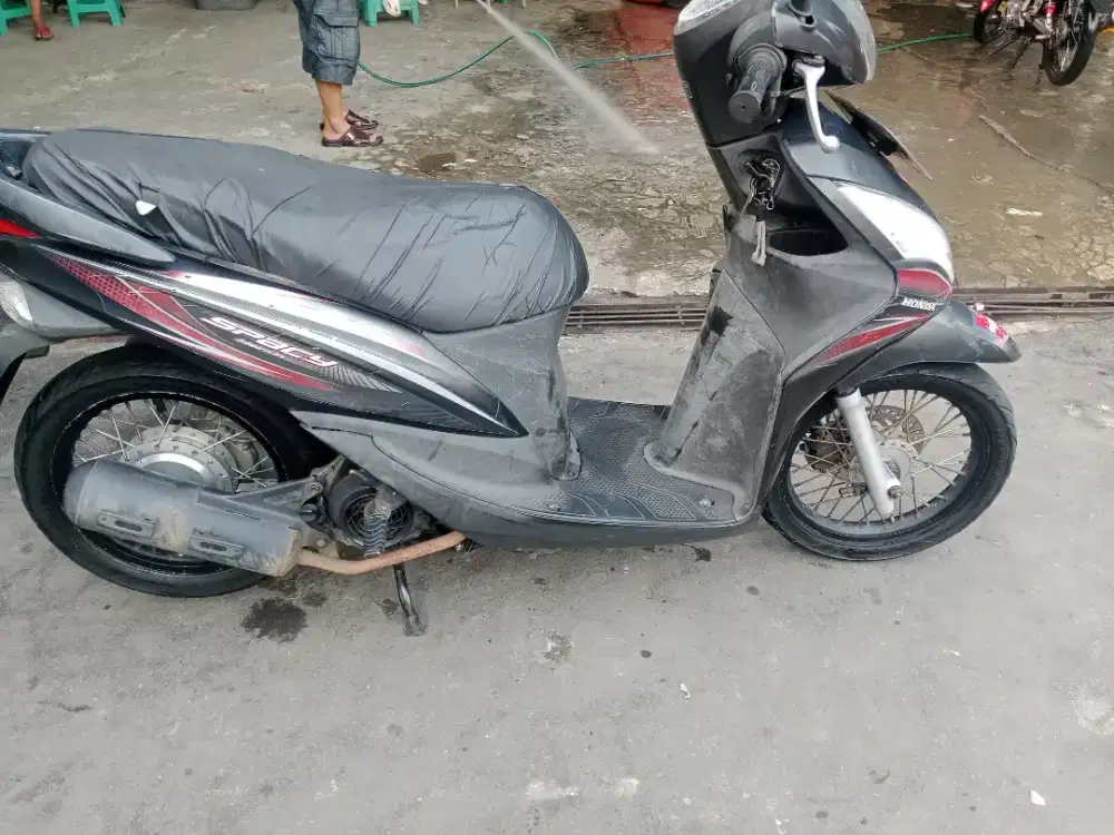Spacy honda 2011 hitam