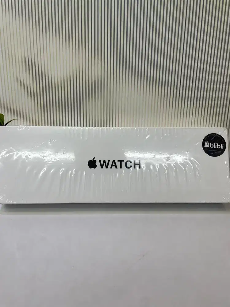 Apple watch SE (Gen 2) 44mm Midnight NEW