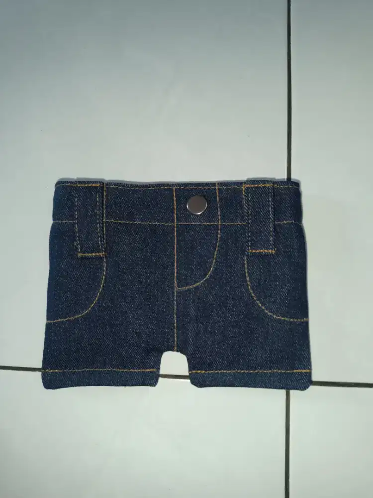 DOMPET UNIK BERBENTUK CELANA JEANS