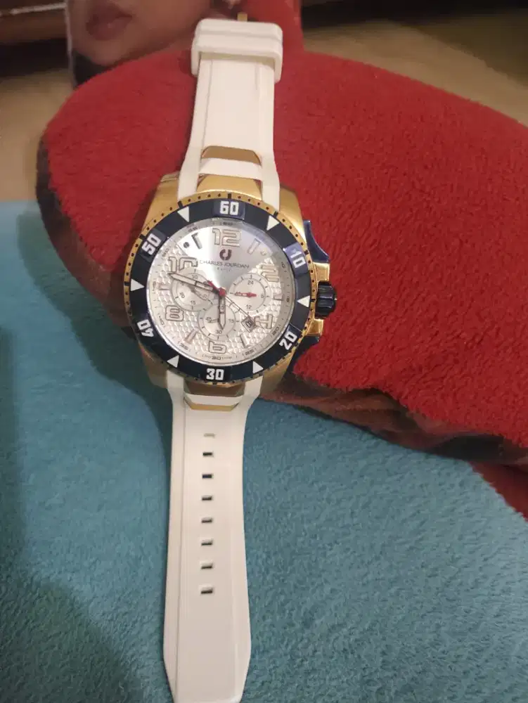 Jam tangan charles jourdan