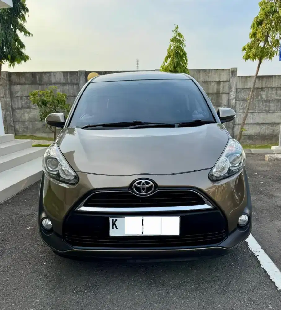 Toyota Sienta type V AT (2016)