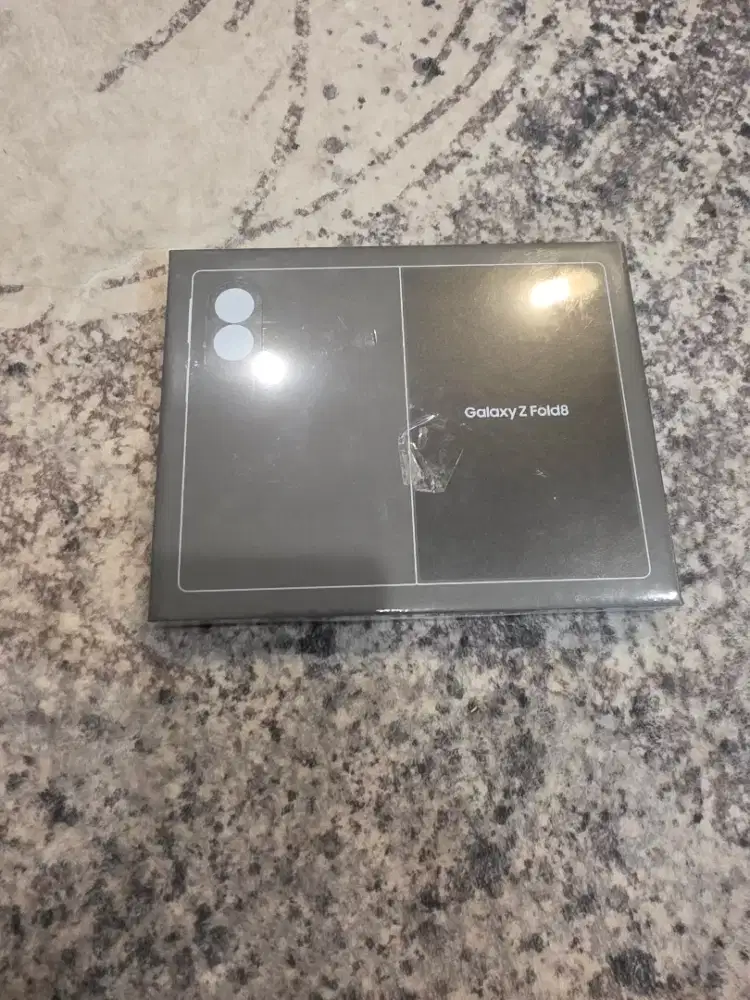 Samsung Z Fold 8