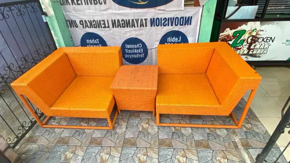 Set Sofa Rotan Minimalis Modern + Meja