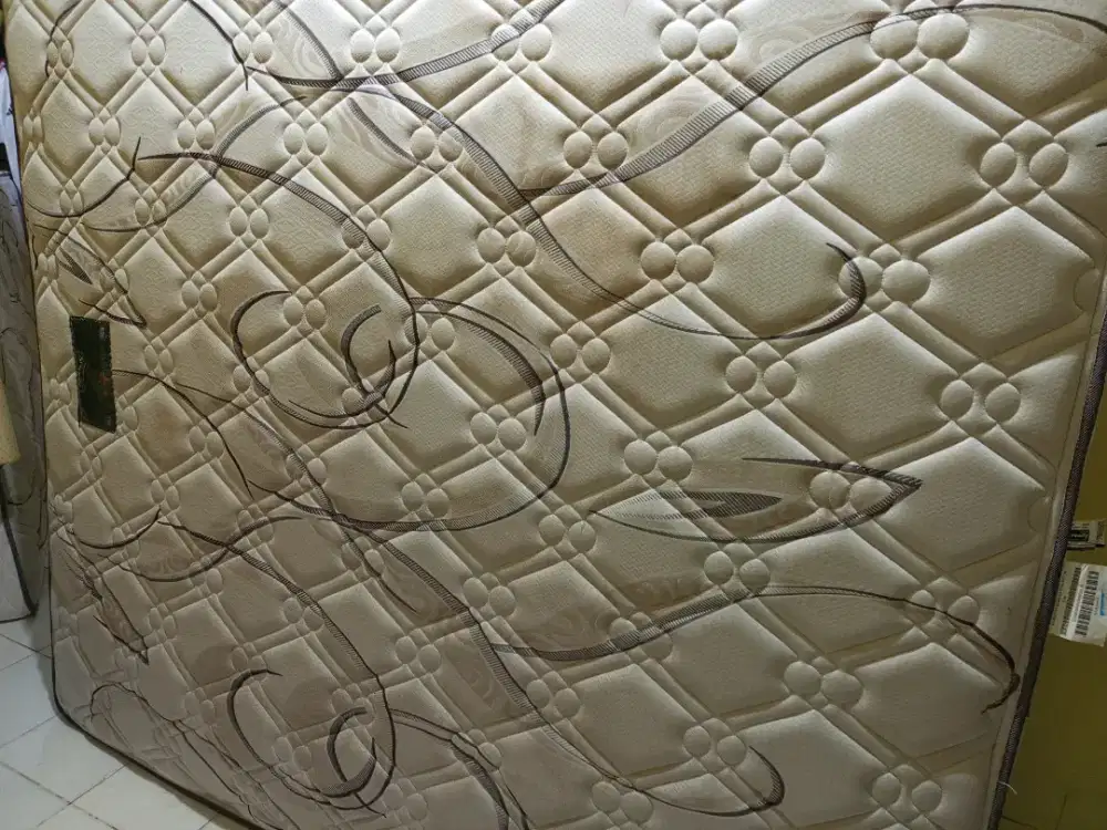Dijual cepat springbed merek super star UK 180x200
