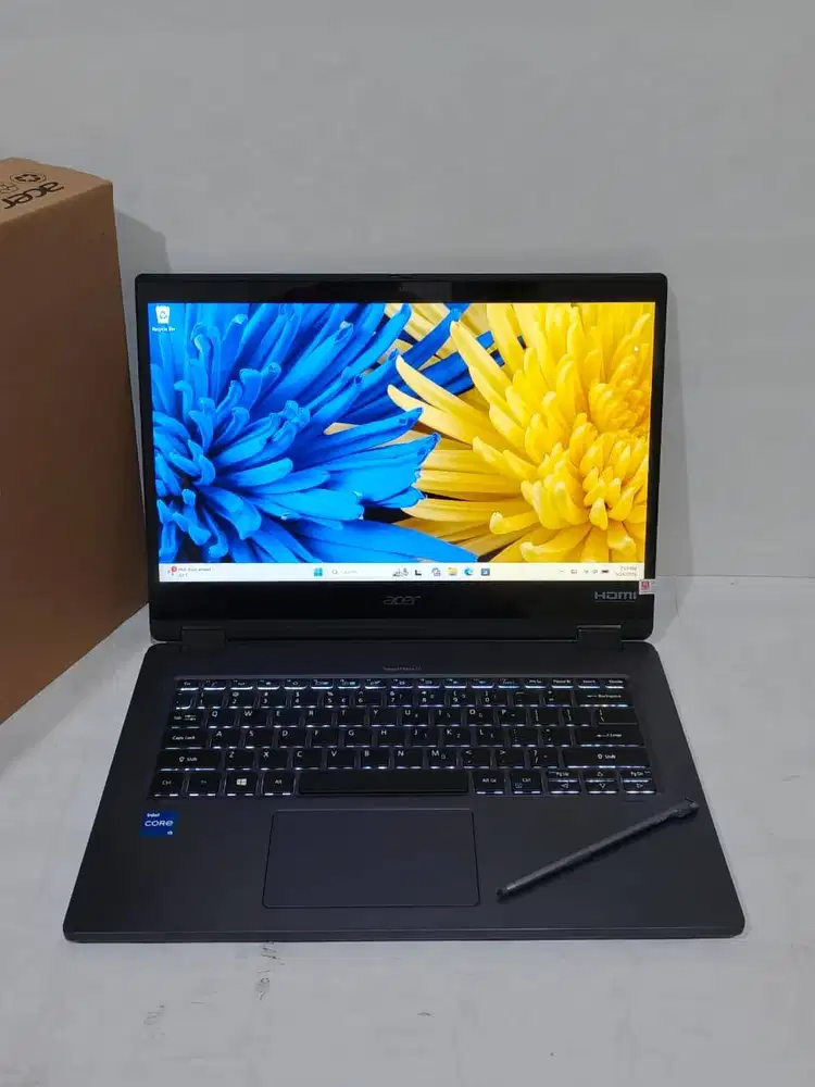 Acer Travelmate Spin Generasi Muda masih bawaan pabrik