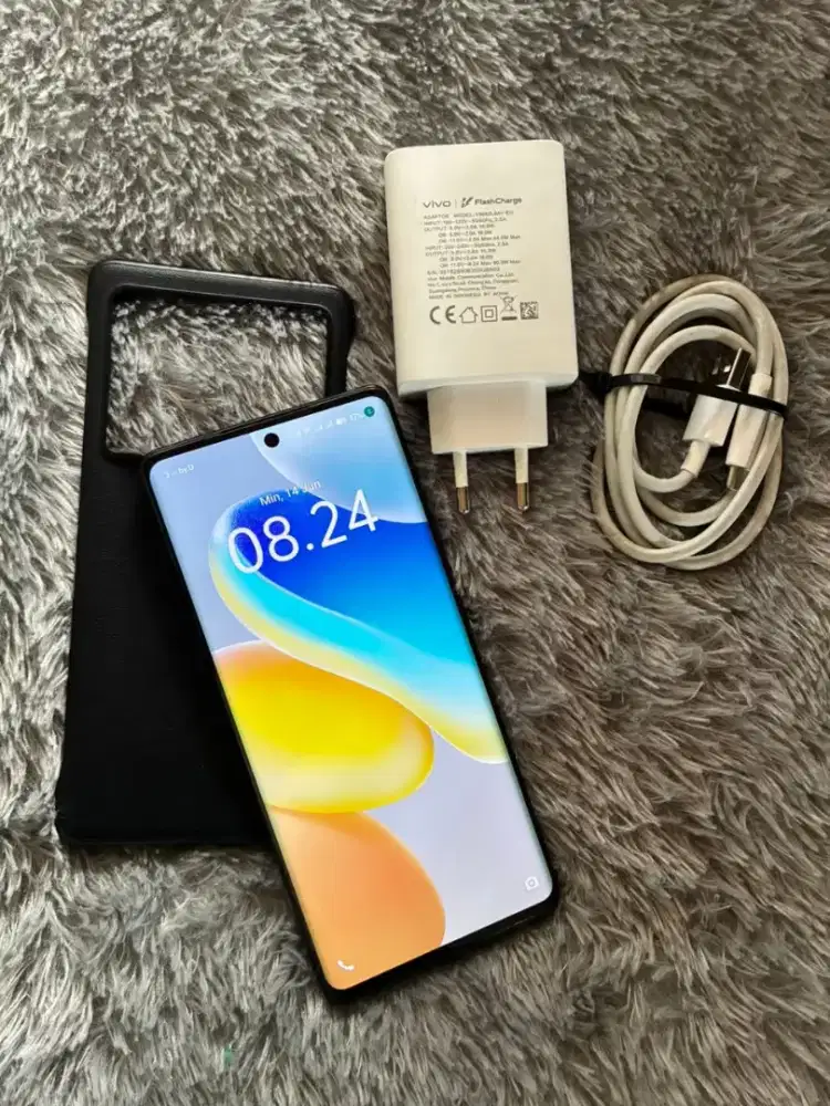 Vivo X80 12/256Gb Black Ex Garansi Resmi Mulus