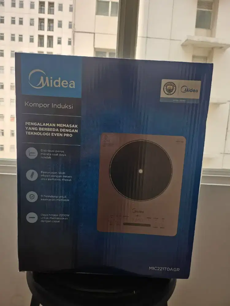 Kompor listrik MIDEA