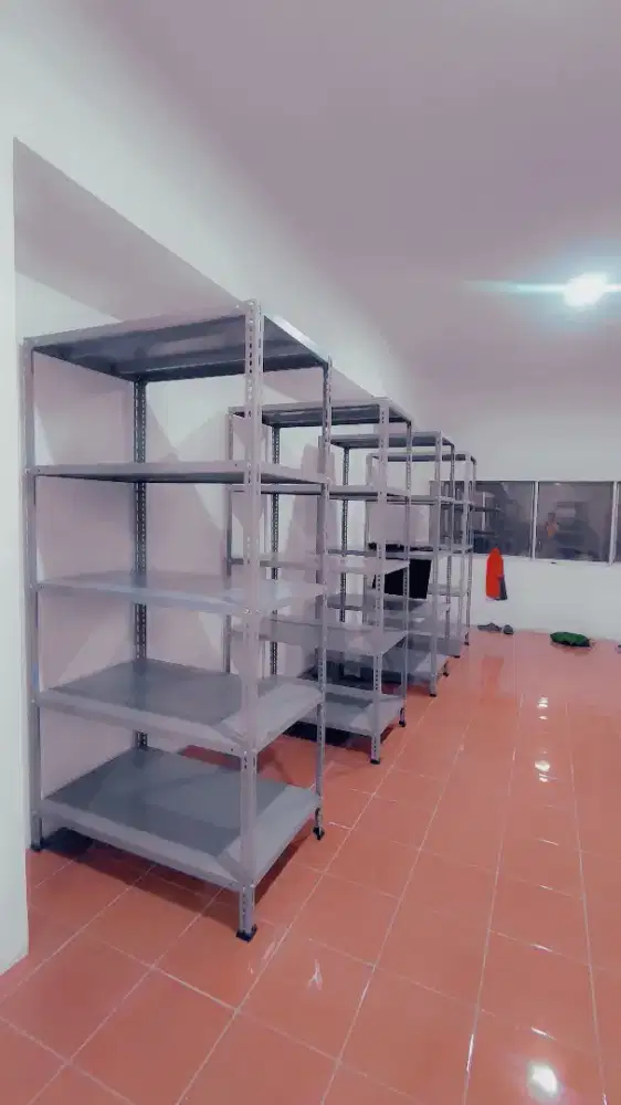 Rak siku besi multifungsi
