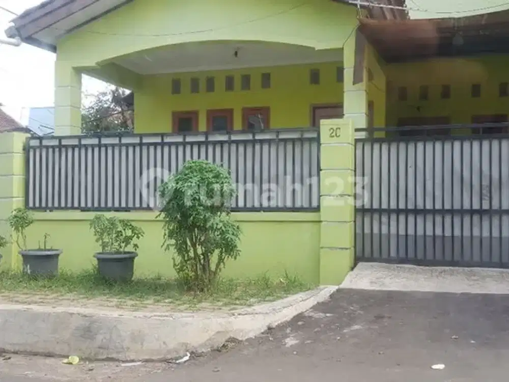 Rumah Huk Lebar 12M