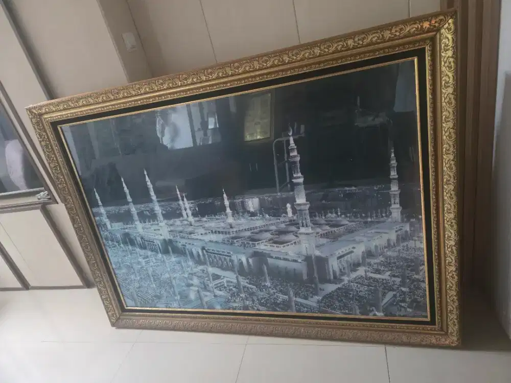 Kaligrafi hiasan dinding