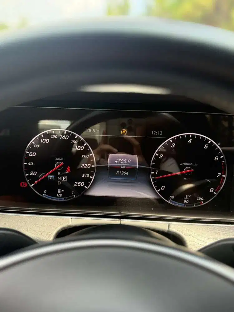 Mercedes-Benz E300 2017 Bensin