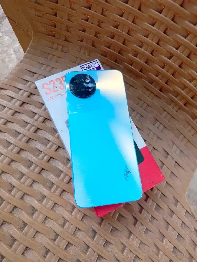 Itel s23 8/256 muluss