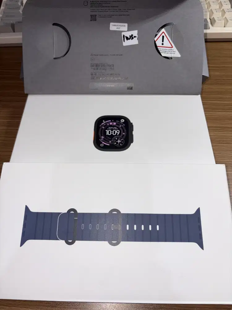 Apple Watch Ultra 3 Black Titanium Garansi Januari 2027