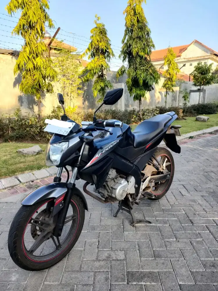 Yamaha Vixion tahun 2014 pemakaian pribadi