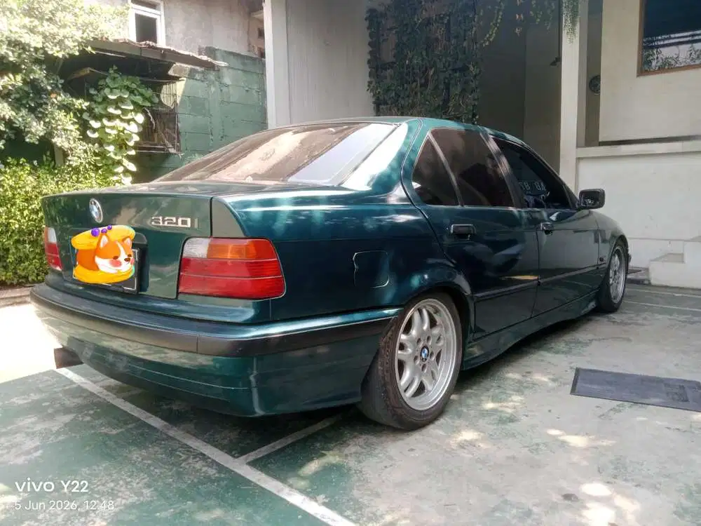 BMW 320i 1994 Bensin