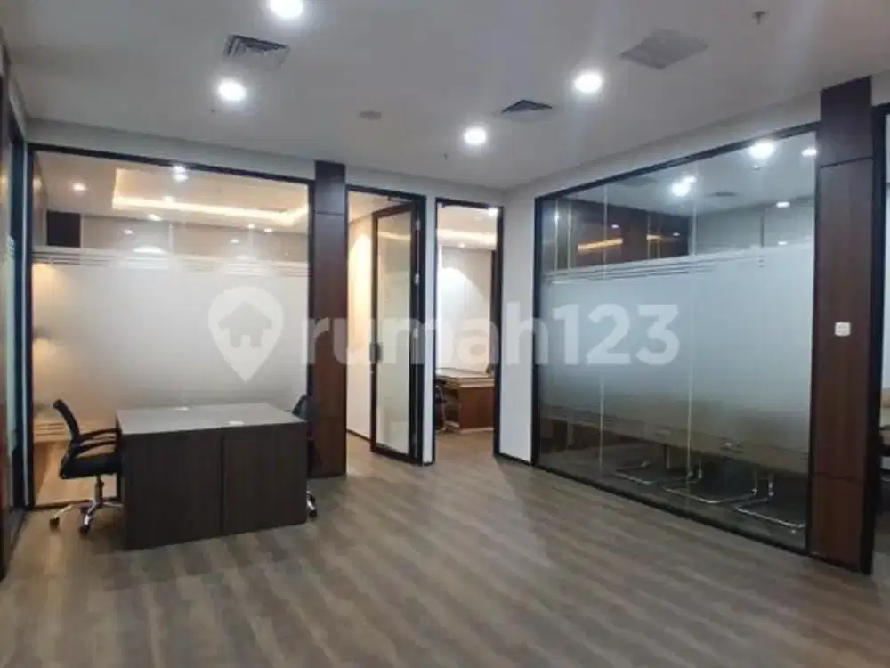 Office Space Pik Gold Coast Office 107M2 Furnished Brand New Sea View + Pik Ave View