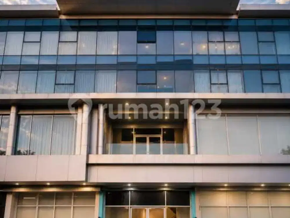 Ruko The Metro Pik Uk 4,5 X 15 4 Lantai Lokasi Strategis Hadap Jalan
