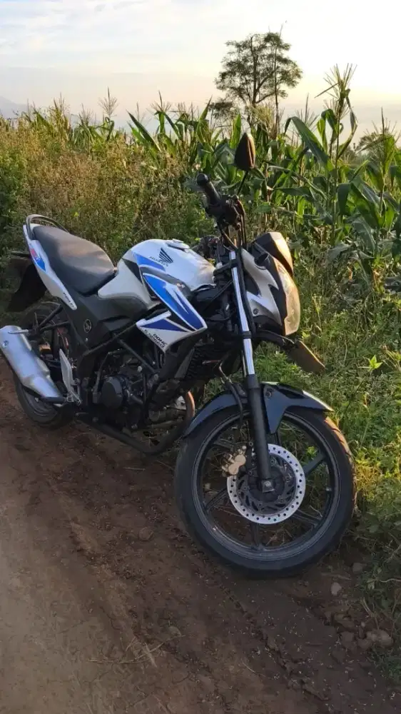 Honda CB 150R Generasi Pertama