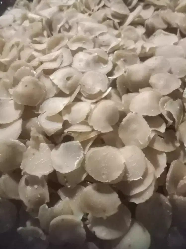 Krupuk Bawang Mentah Gurih  Mengembang Sempurna kemasan 250gram