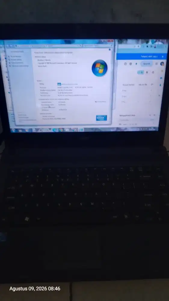 Laptop Acer Aspire One W7 - Rom 300 GB