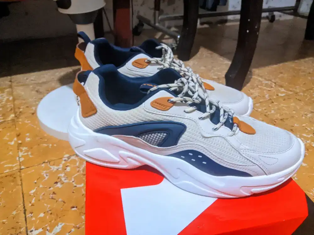 Airwalk Groveston