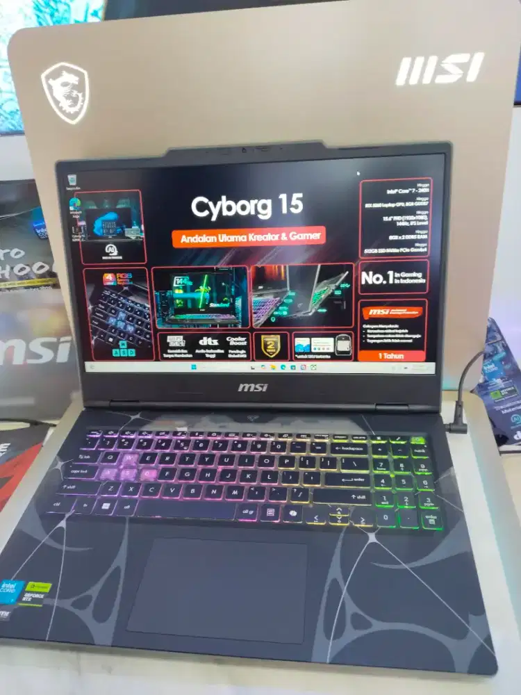 LAPTOP MSI CYBORG 15