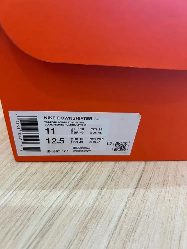 NIKE DOWNSHIFTER 14 / Size 45