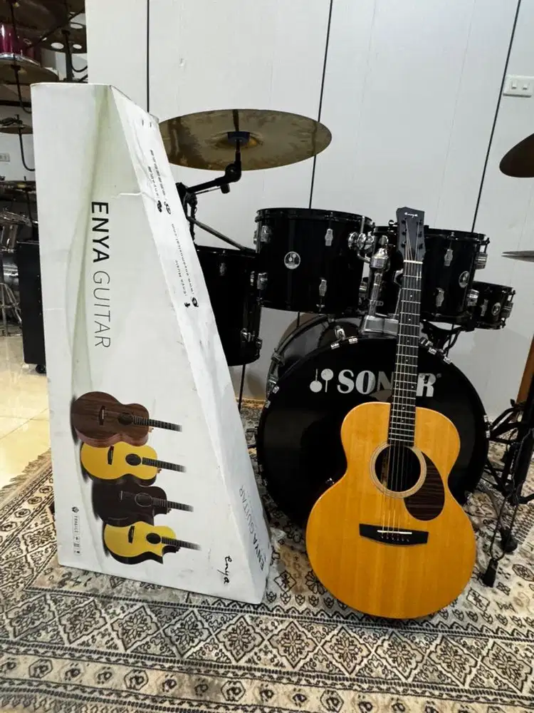 Dijual guitar enya akustik elektrik like new