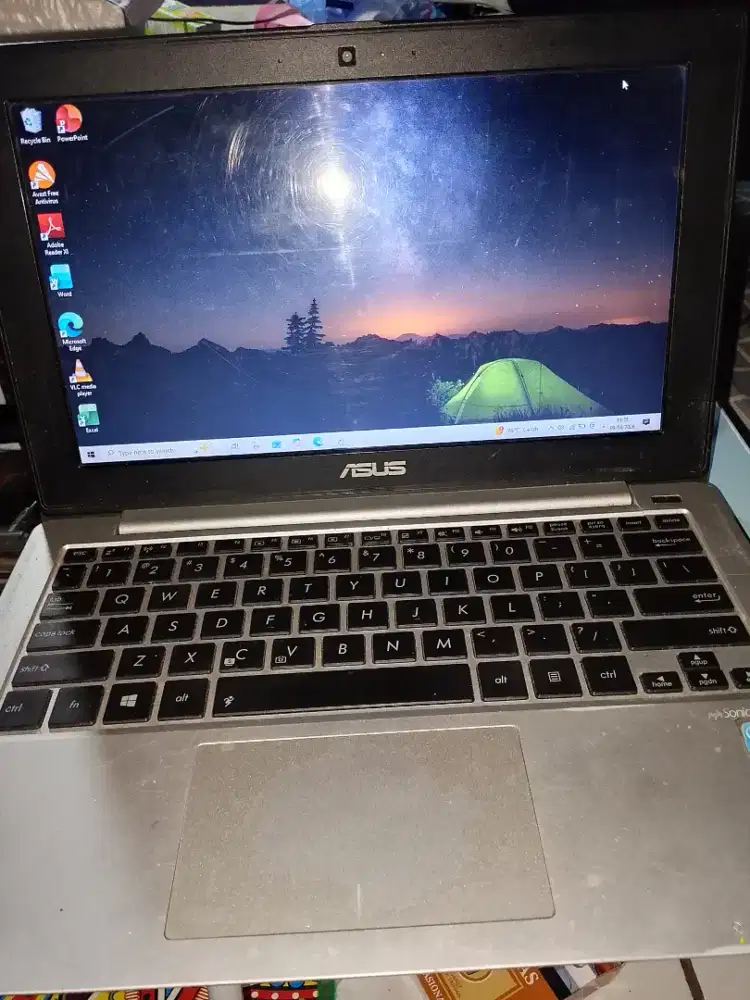 Asus x201e , Intel Celeron ram 4gb HDD 320gb