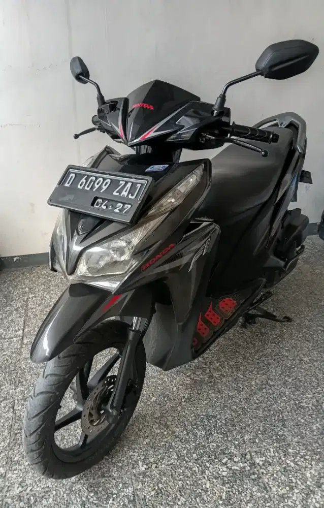 Vario 125 PGM FI KZR