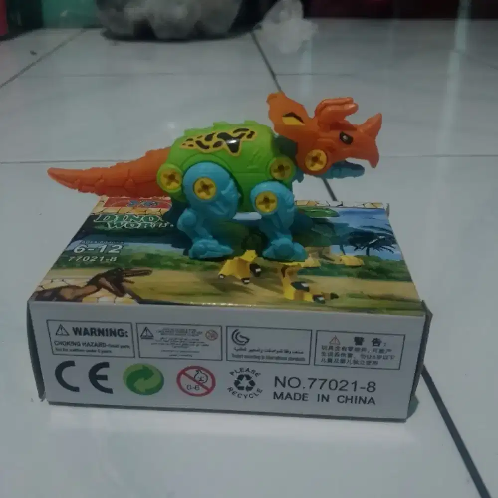 Mainan Dino world