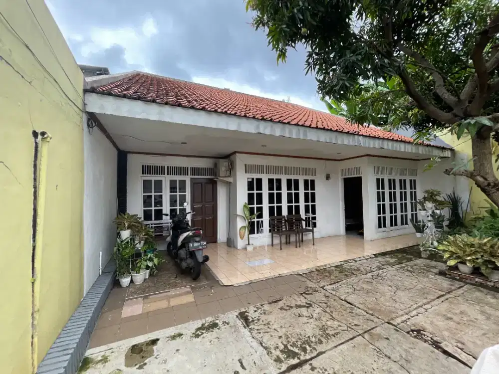 Lebak Bulus - Dijual Daerah Komplek PU Lebak Bulus Sebrang Stasiun MRT