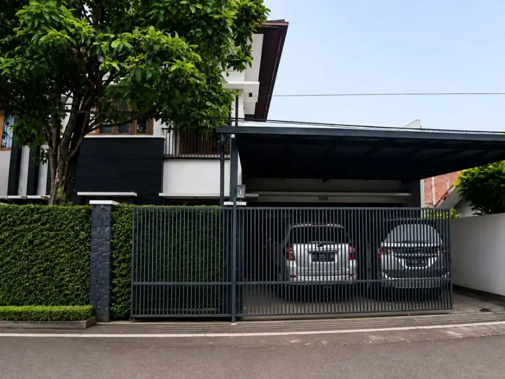 Rumah Cantik 2 LT Murah di Arcamanik Bandung