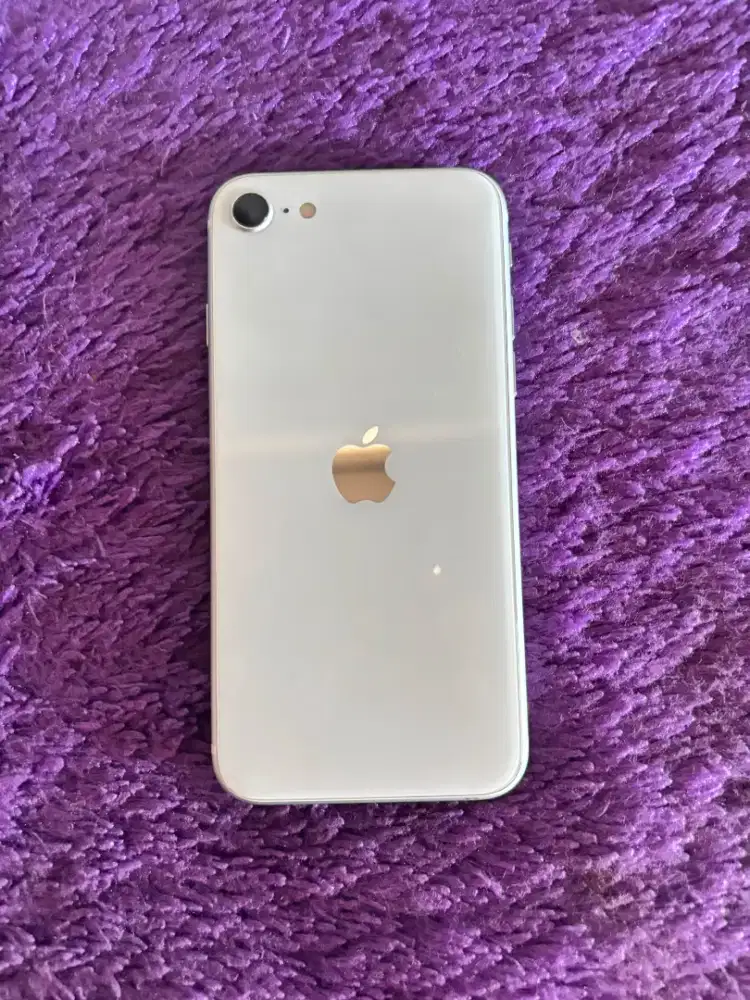 iPhone SE 2020 (Bekas)