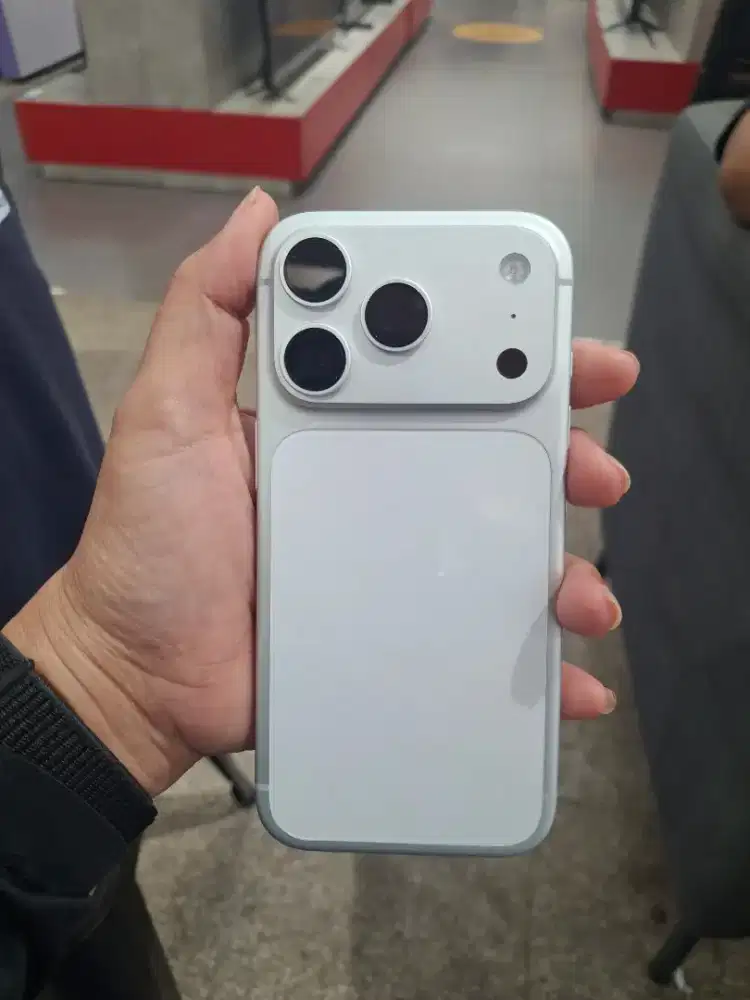 Promo cicilan iphone 17 pro 256GB bebas 2kali angsuran