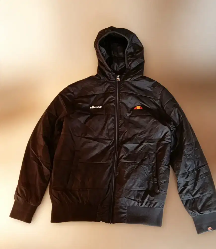 jaket ellese masih bagus
