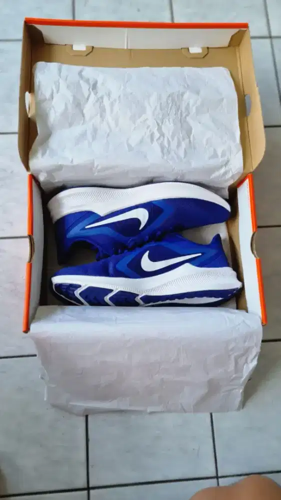 jual sepatu lari nike bukan adidas/ hoka/ puma/ new balance