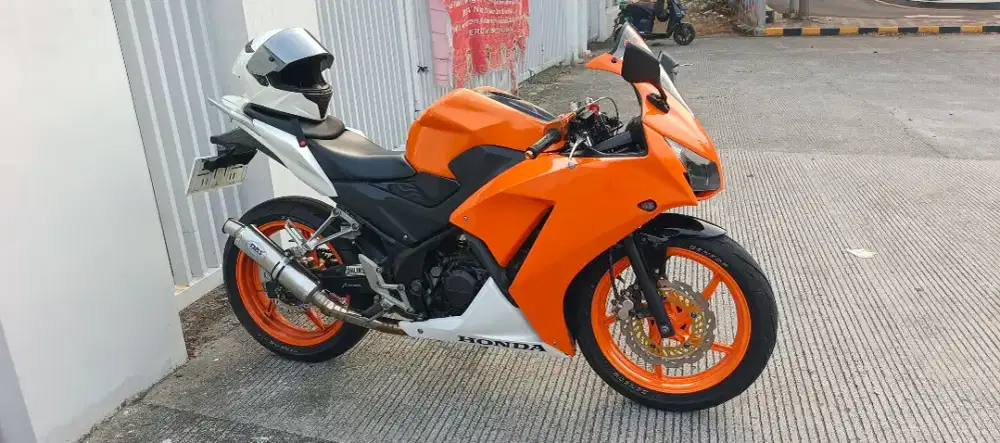CBR 150 K45A Orange Putih