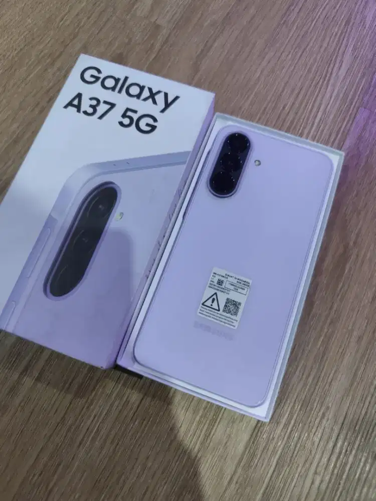 Samsung A37 5G 8+8/256 like new