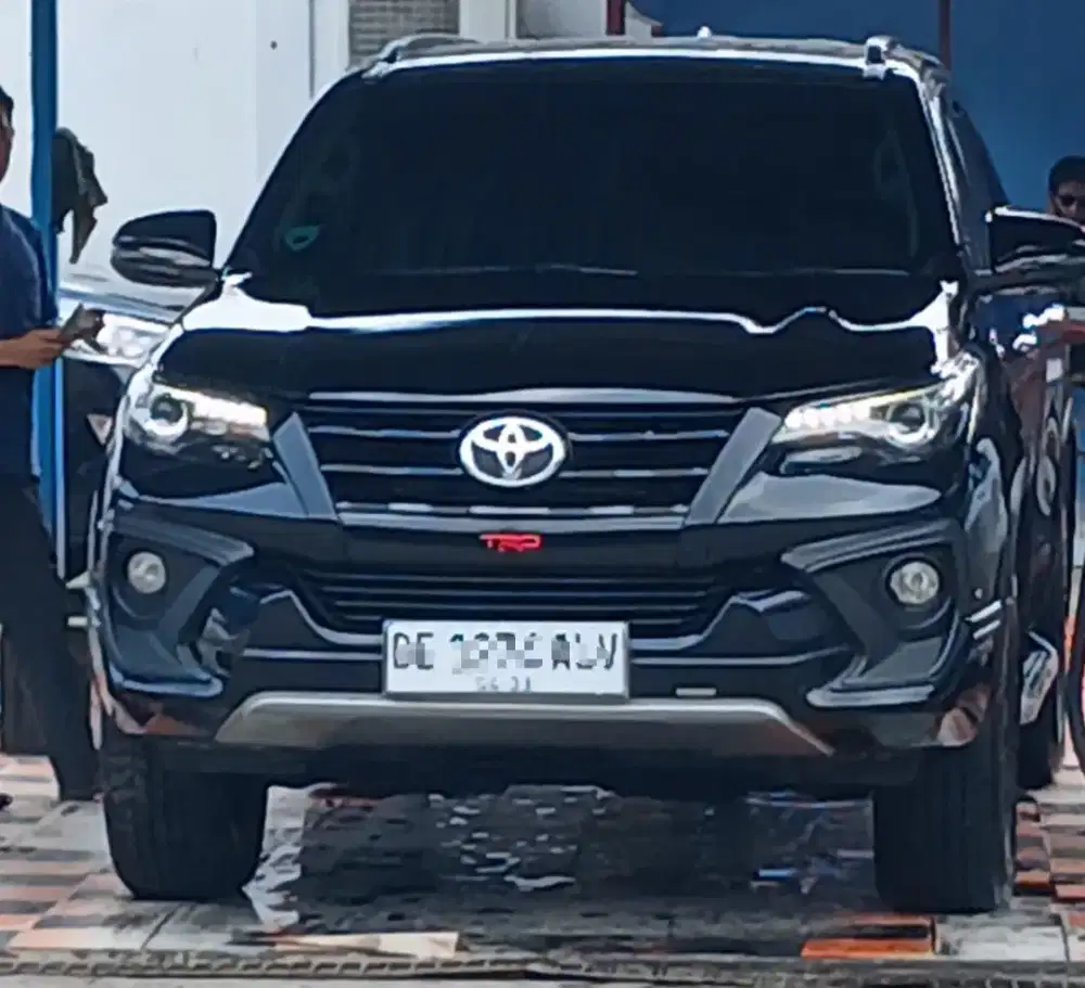 TOYOTA FORTUNER 2.4 VRZ 2018