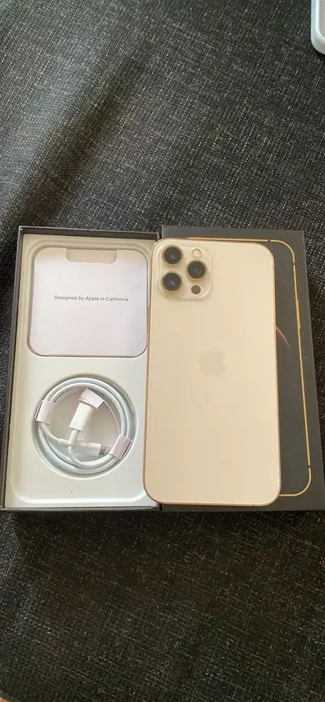 IPhone 12 pro max gold 128 gb