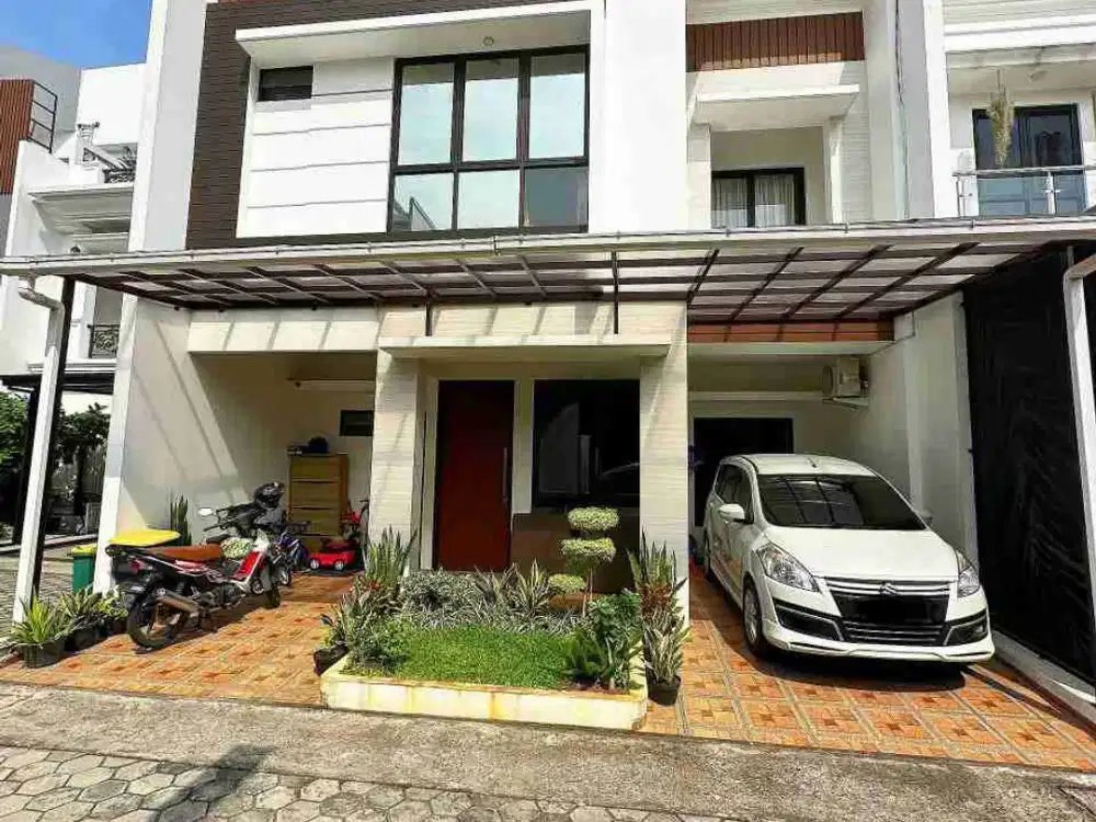Rumah bebas custom design di Duren Sawit Jakarta Timur