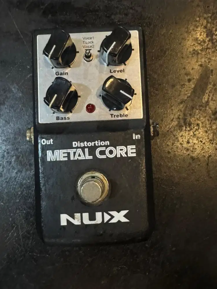 Dijual efek gitar nux metal core