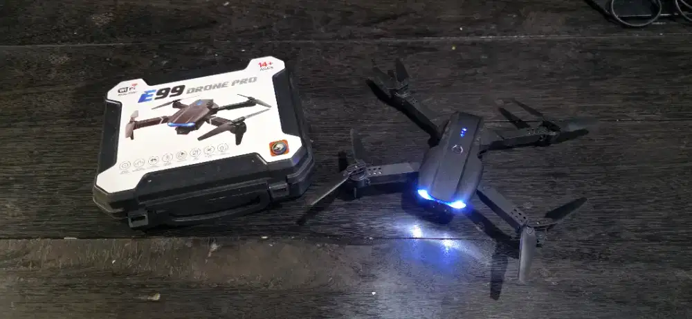 Drone Pro E-99 Warna Hitam